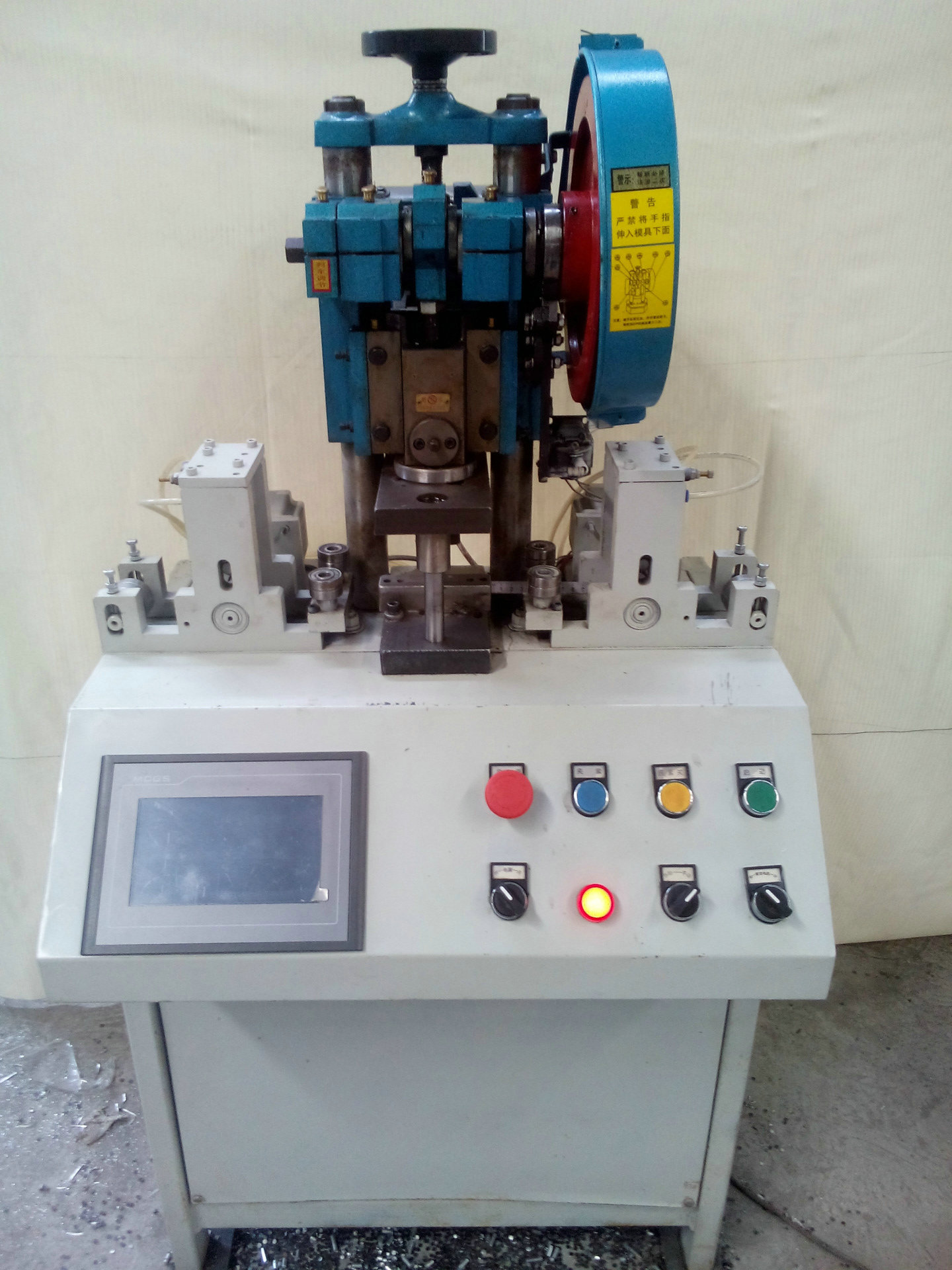 不锈钢百叶窗冲孔机 全自动冲孔机 铝合金百叶片冲孔机