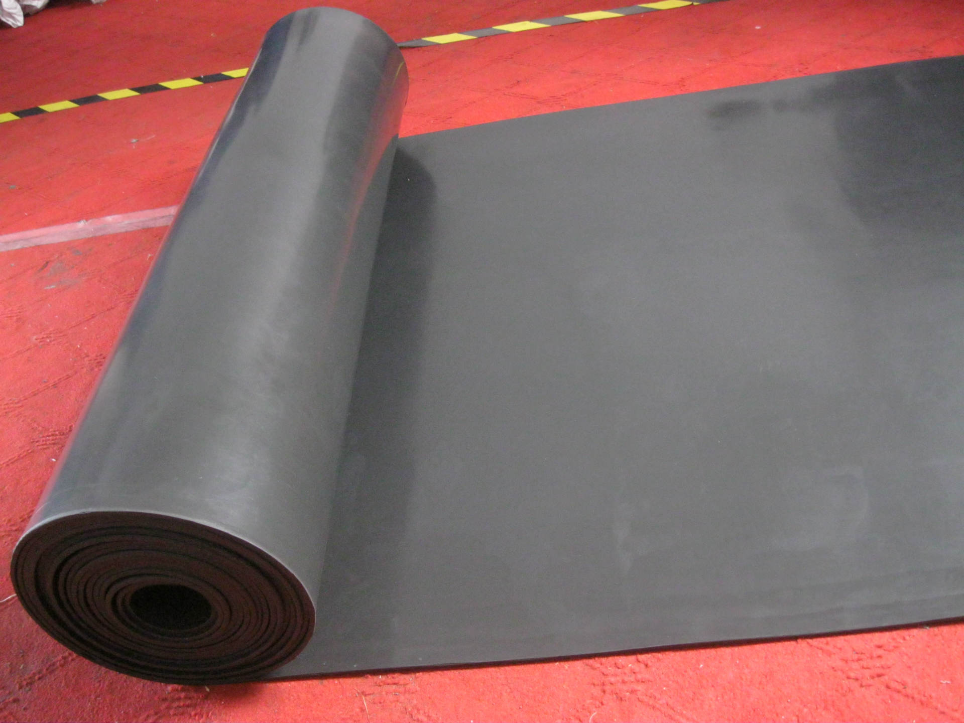 供应氟橡胶板 耐高温 耐腐蚀工业橡胶板 氟胶板 医药特种橡胶板