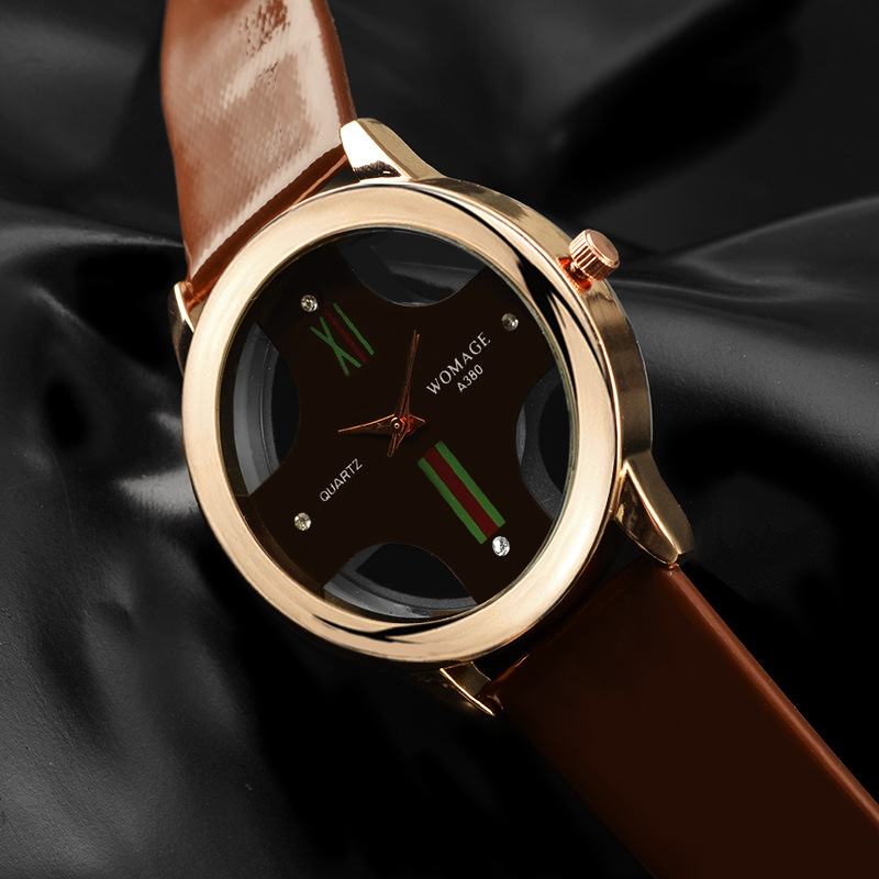 标志是十字的手表品牌有哪些