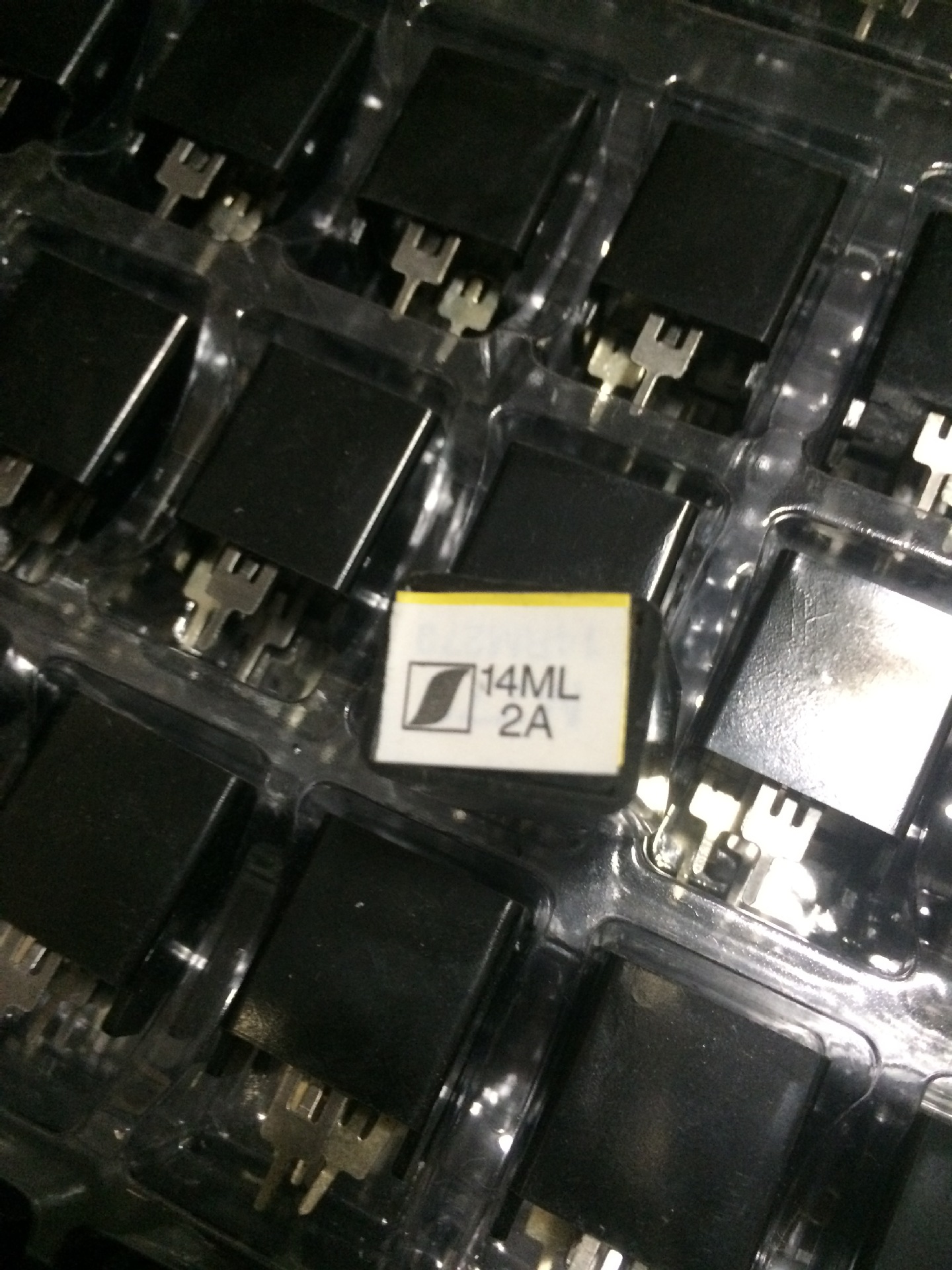 全新电视机 消磁电阻三脚 mz73 270v 9Ω 12Ω 18Ω 27Ω-阿里巴巴