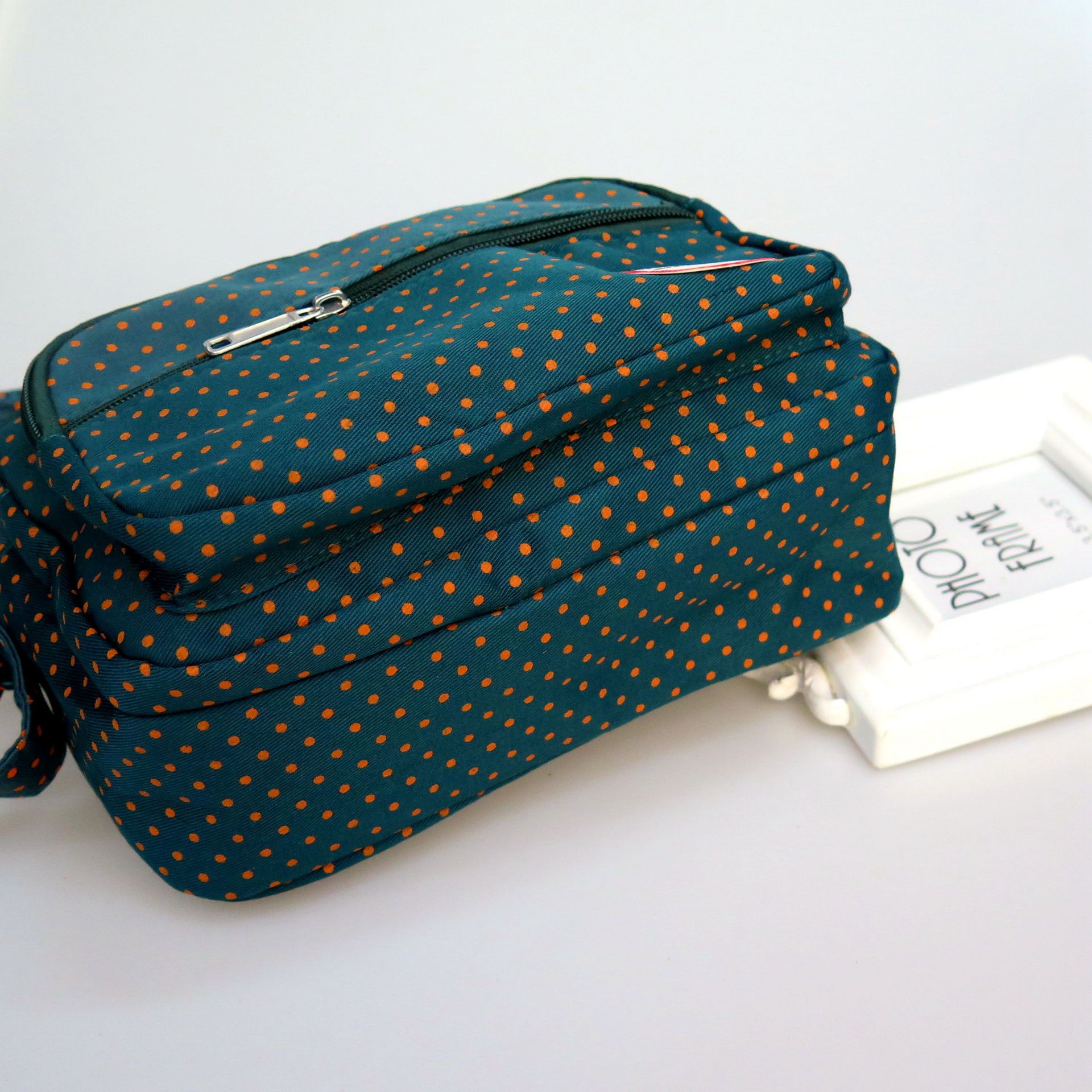 现货批发经典小圆点布包 多功能单肩斜跨布包 中老年零钱收纳包