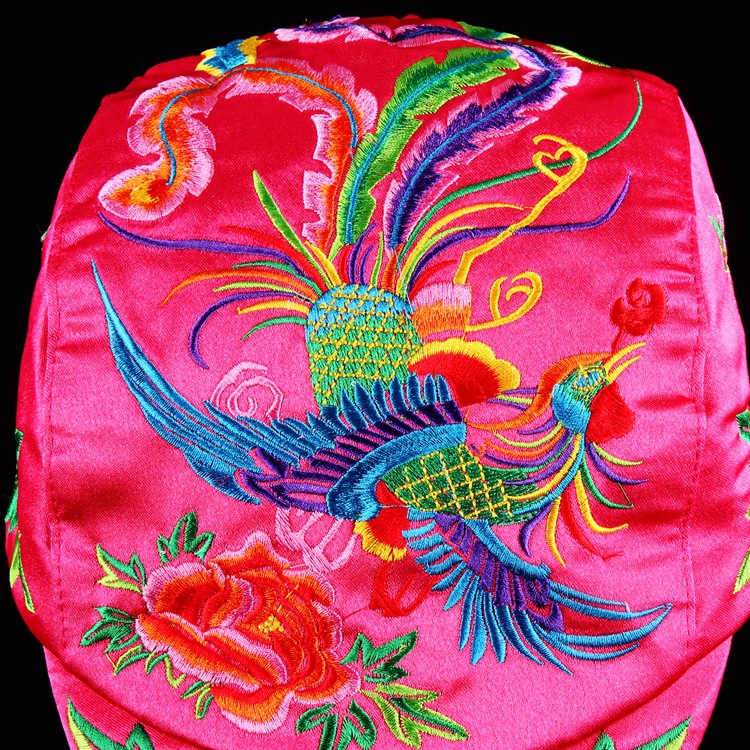 云南民族风帽子凤凰绣花帽时尚文艺范鸭舌帽休闲女式帽批发