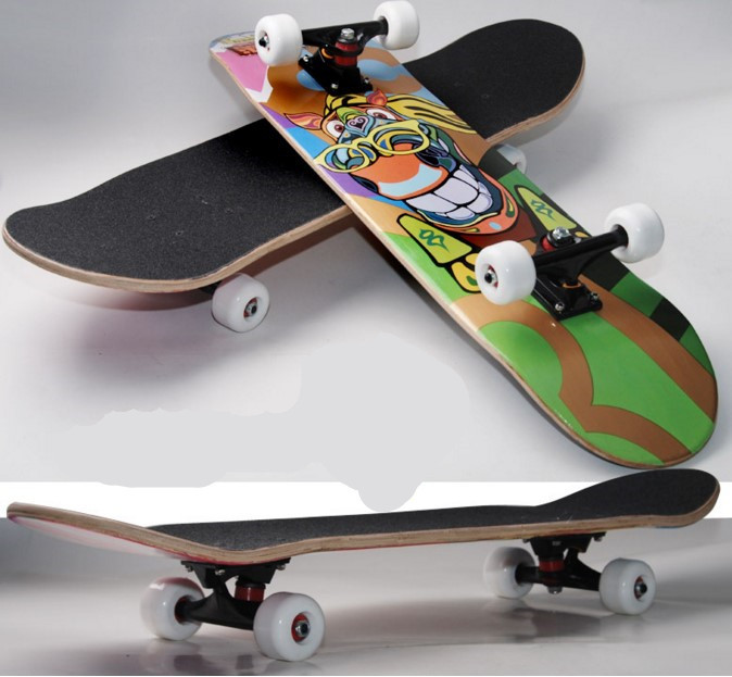 高级四轮滑板 漂移刷街代步活力板 双翘滑板 热转印专业滑板