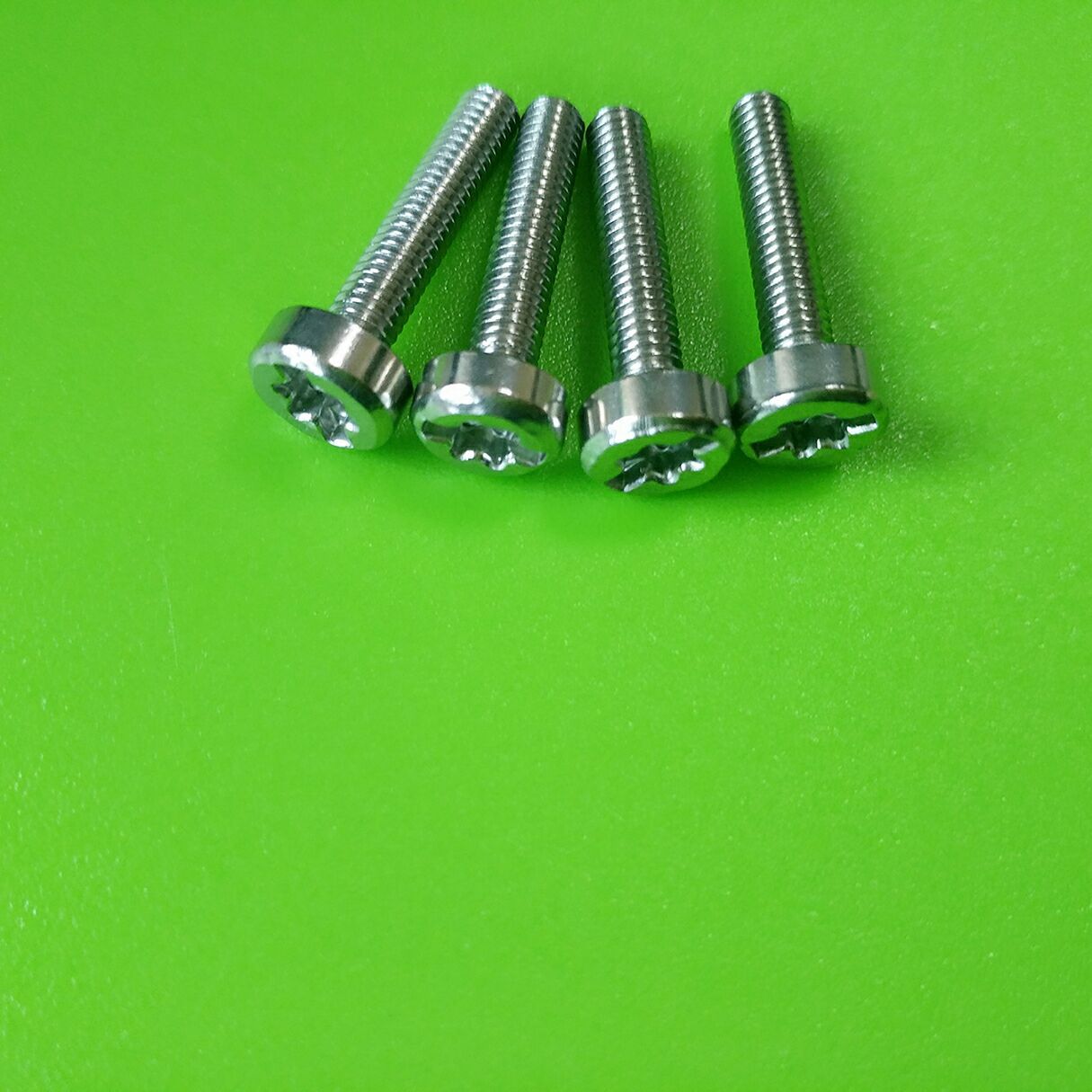 生产内梅花螺丝 梅花杯头螺丝 不锈钢梅花杯头螺丝 梅花孔圆柱头