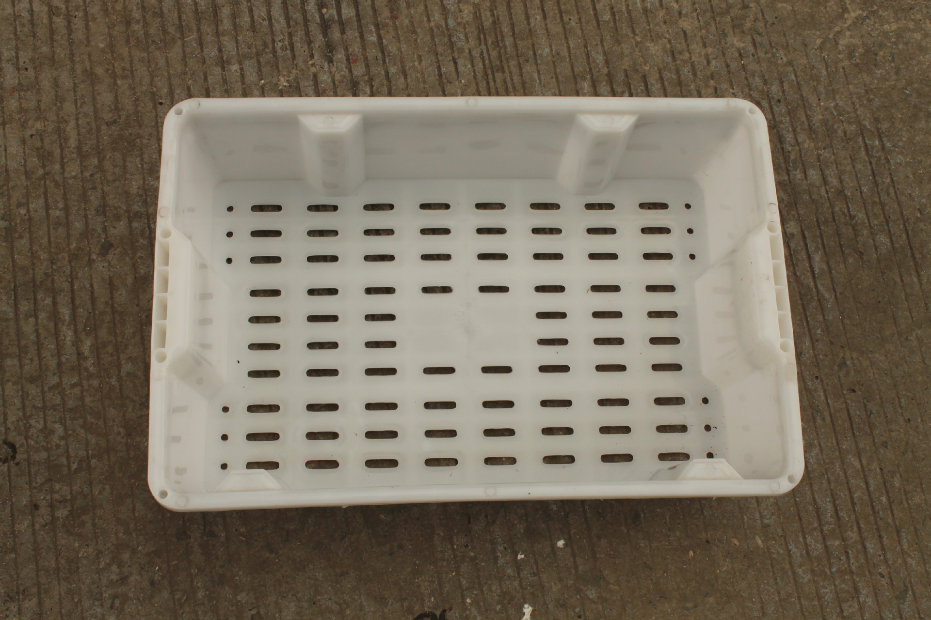 600*390*150带鱼箩 厂家直销塑料筐大号新料鱼箩渔业专用周转箩筐