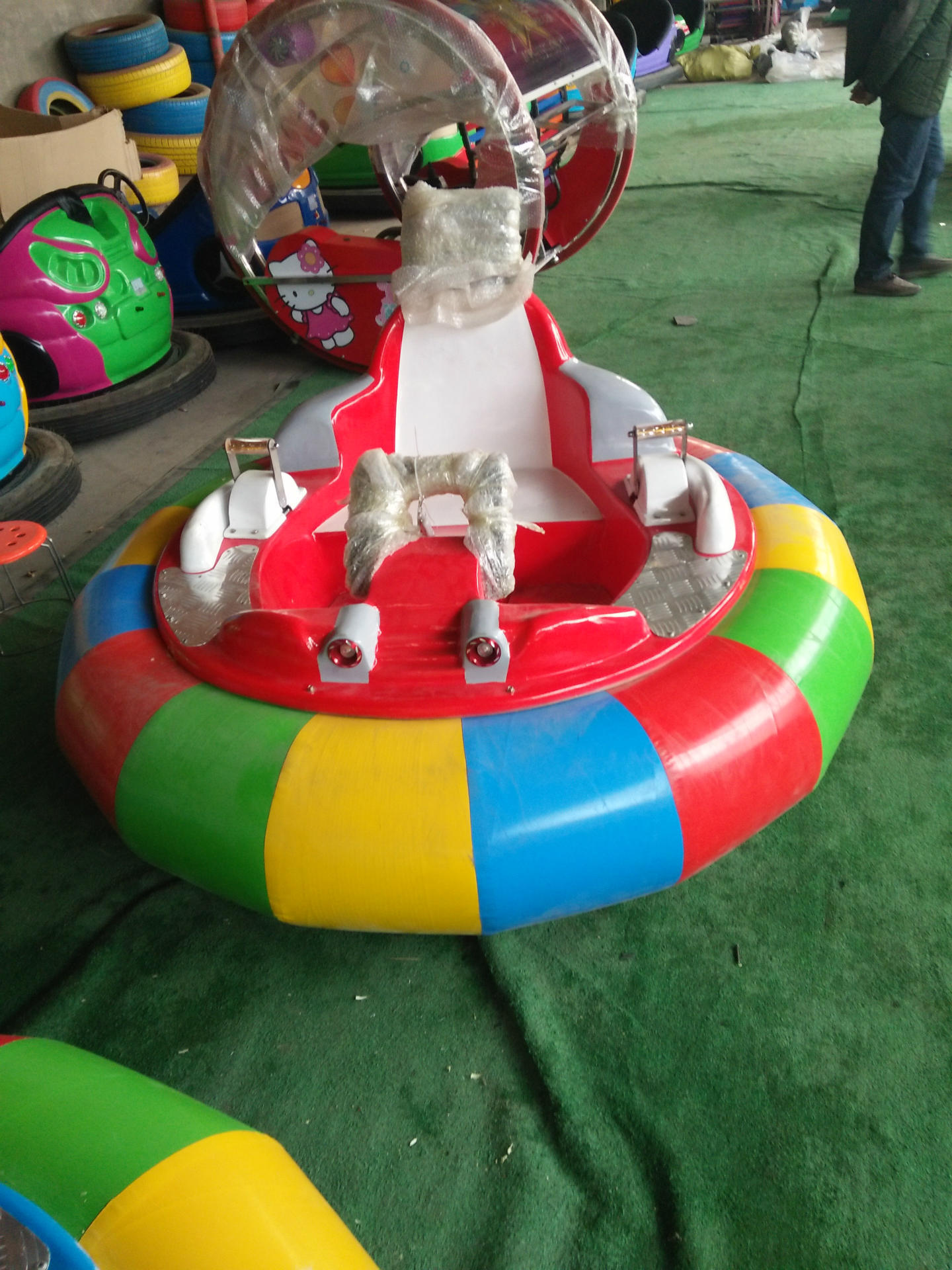 电瓶碰碰车 小型儿童玩具 游乐设备 儿童游乐设备 - 玩具批发交易网
