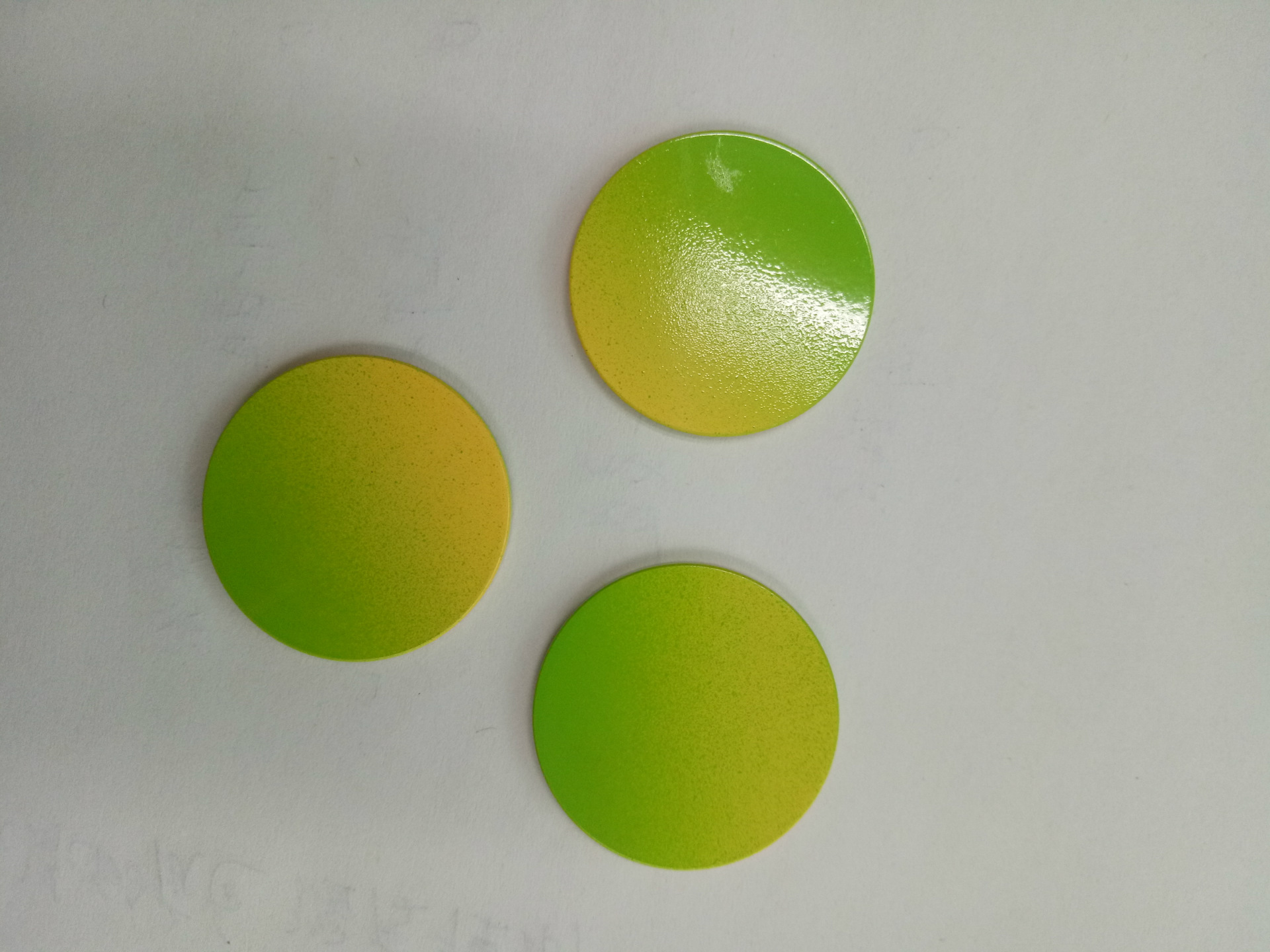 钢化玻璃喷油丝印加工 喷渐变色加工