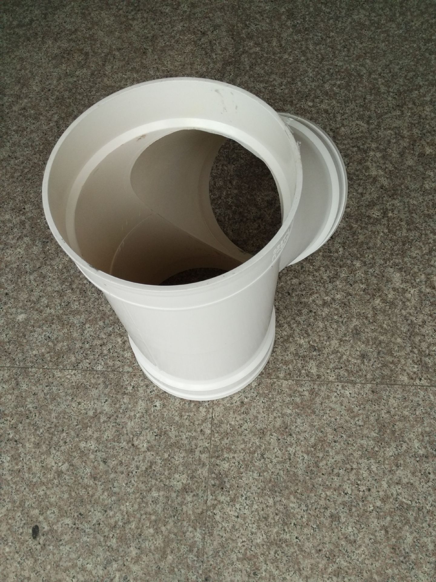 厂家直销大口径upvc排水管件250斜三