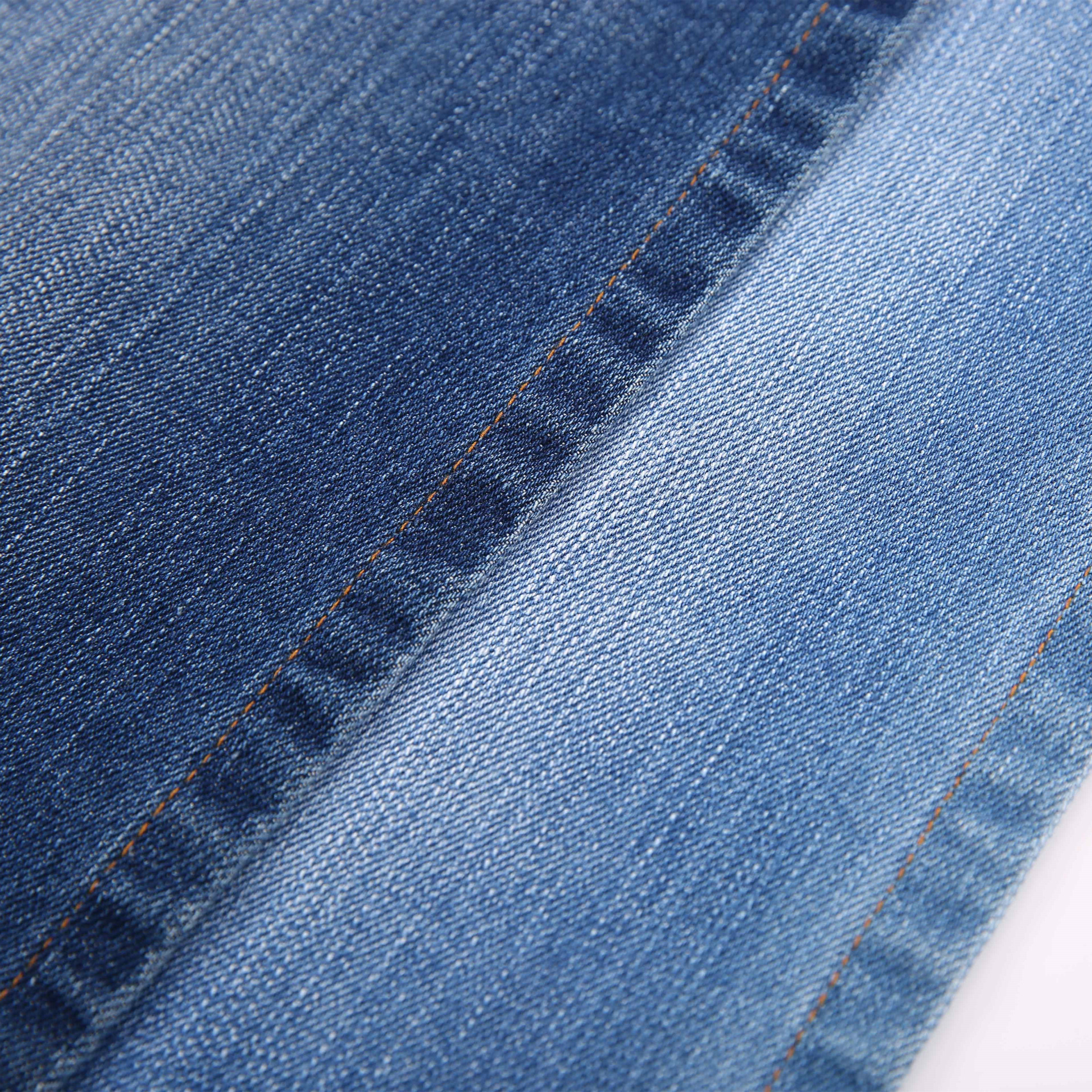 厂家直销 新款洗水 靛蓝全棉牛仔布 便宜牛仔布 弹力牛仔布 - 中国布