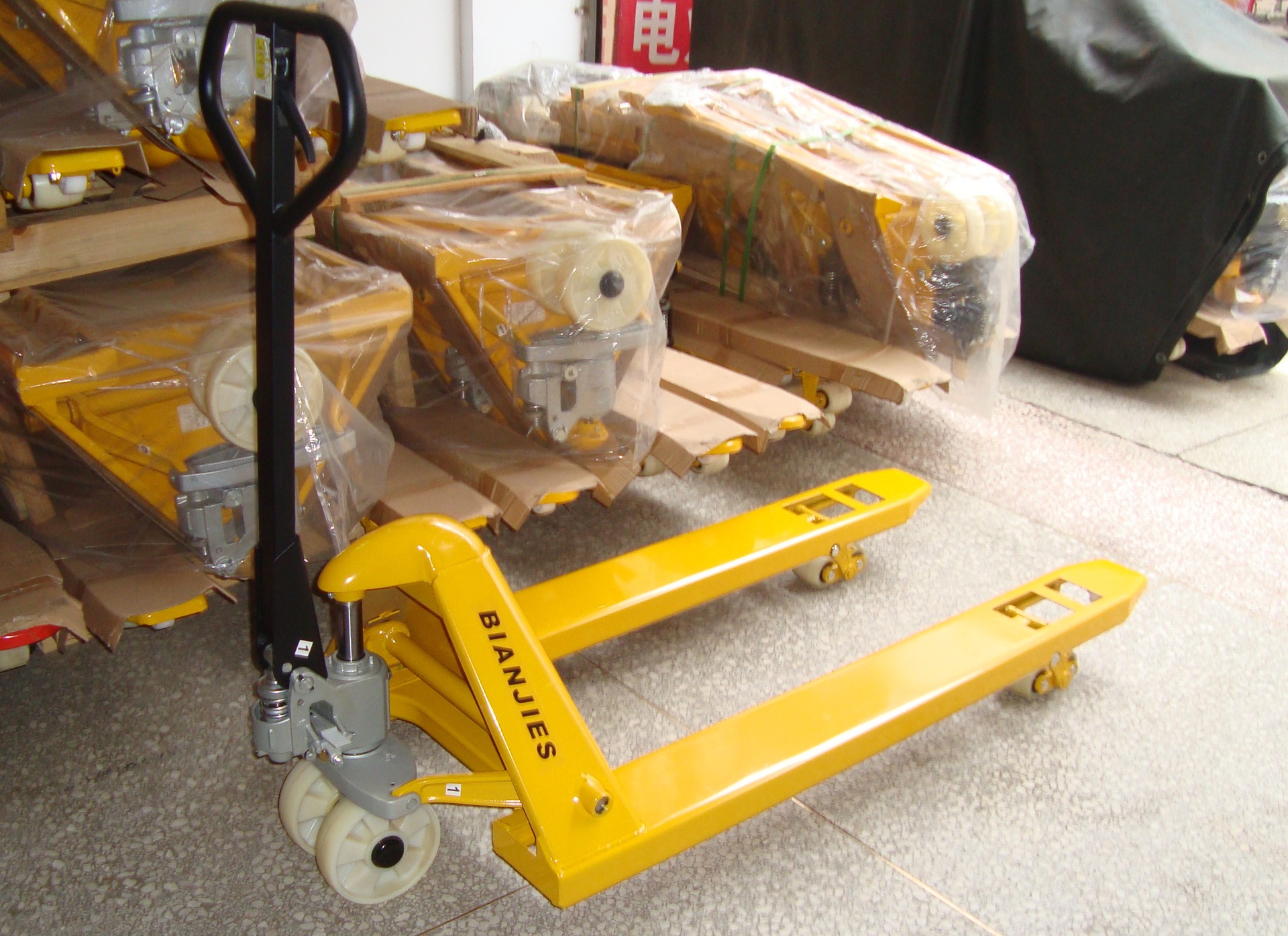 供应长沙手动搬运叉车|托盘车|搬运车|手拖车|地牛 3吨手动