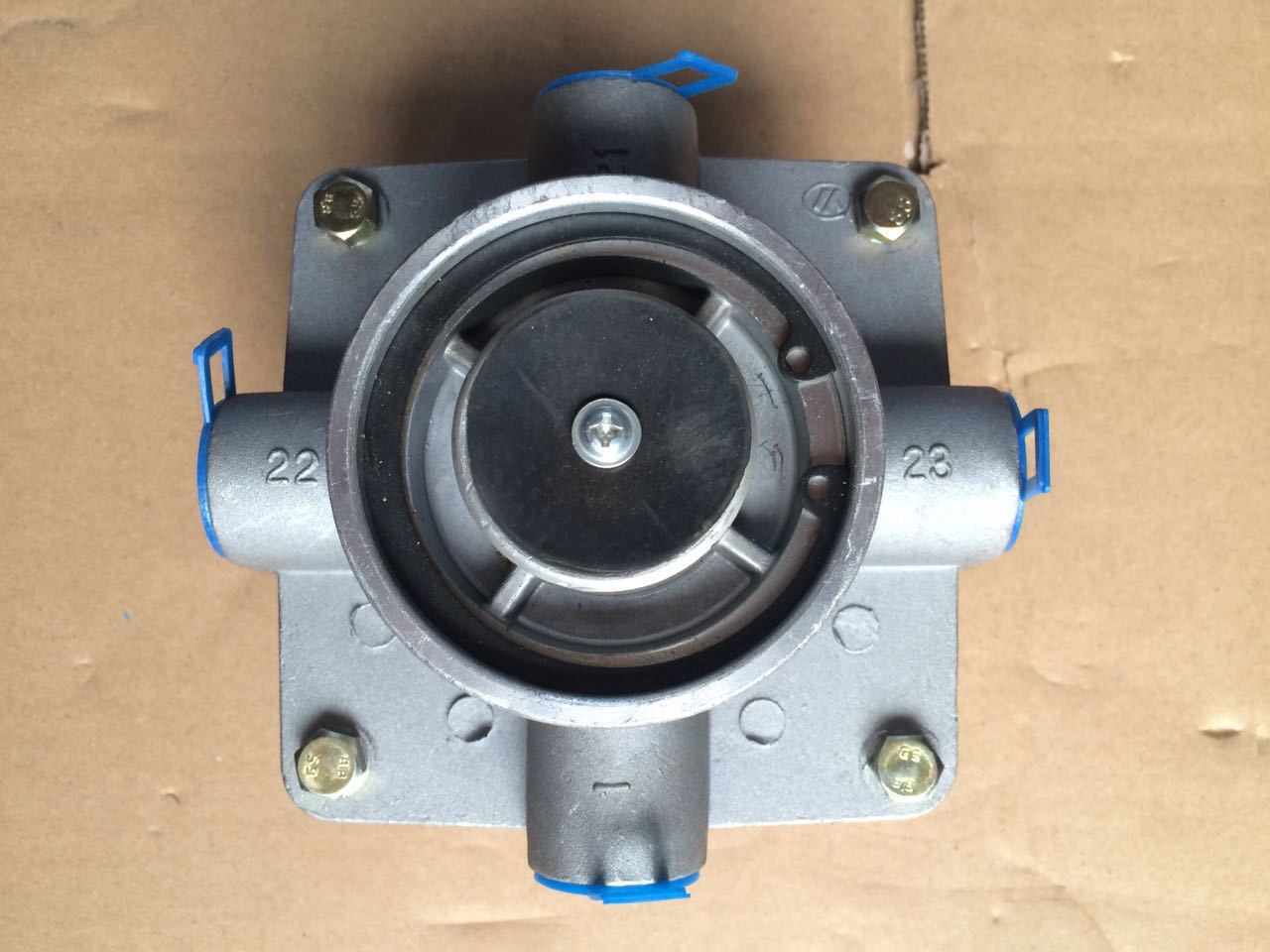 中桥继动阀继动阀 加速阀 中桥继动阀 厂家直销 质优价廉欢迎惠顾