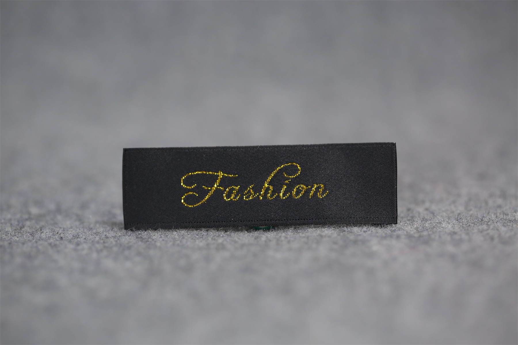 织唛定做 服装领标厂家电脑缎面烧边袖口高等唛头 勾