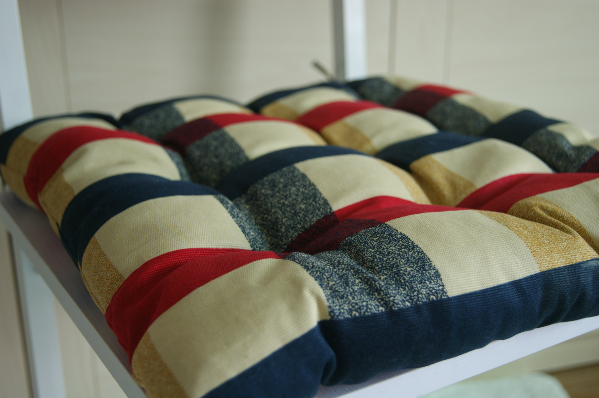 厂家直销餐椅垫加厚布艺沙发椅子坐垫英伦方格榻榻米垫胖子垫批发