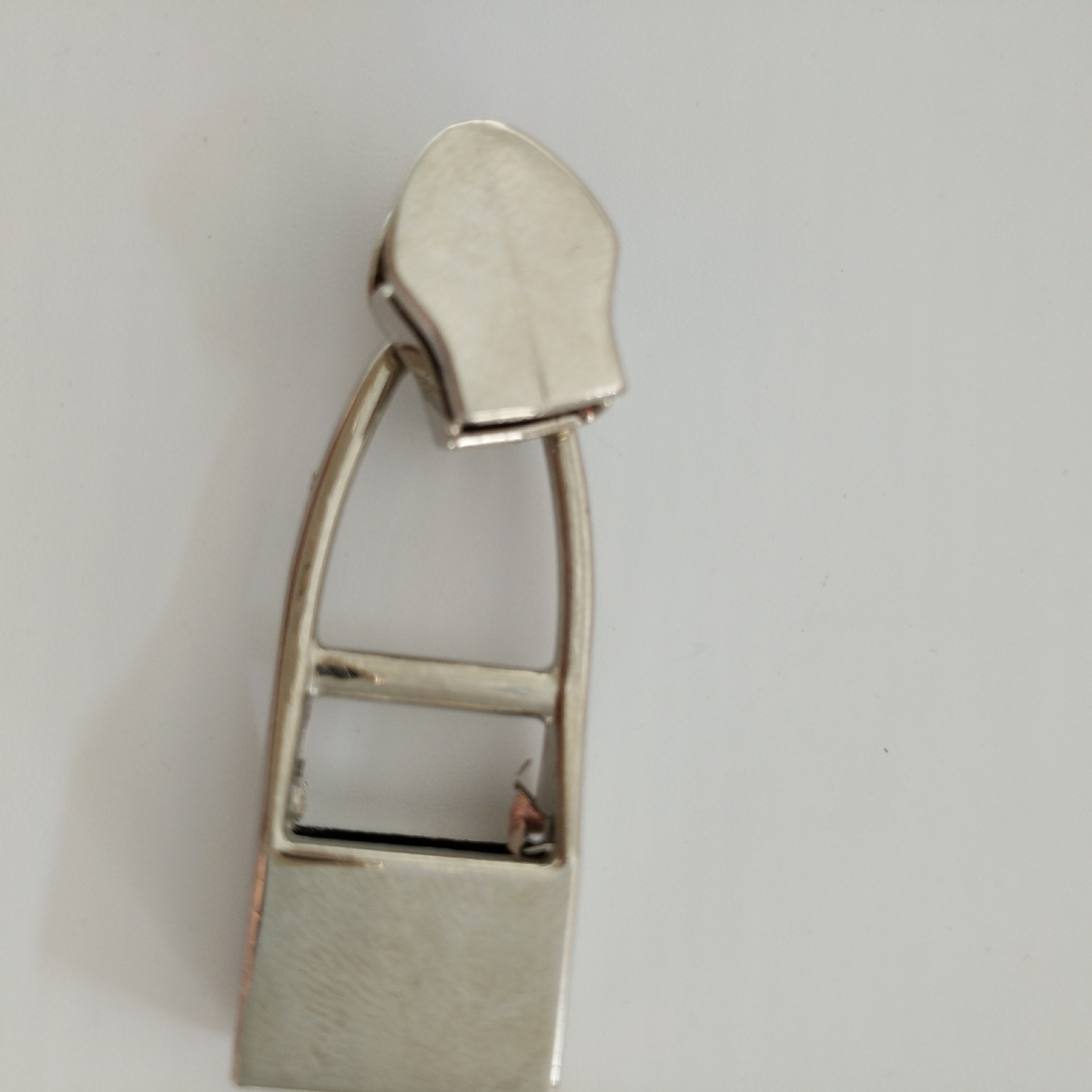 高档环保拉头 尼龙箱包 产品名称 5#金属拉头 产品规格 5# 产品材质