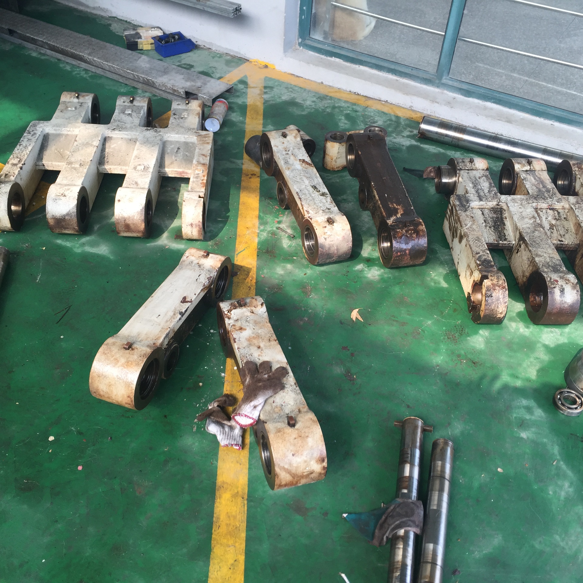 公司各类注塑机曲臂(曲手)维修,专业10年【价格,图片,产品属性,仅供