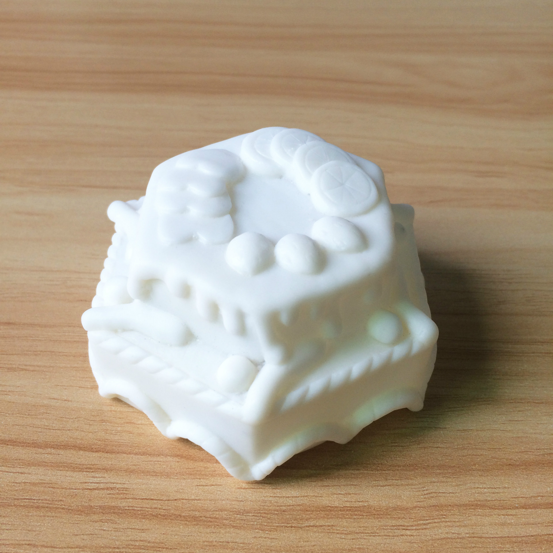 diy搪胶涂鸦玩具 摔不坏搪胶白胚 礼品创意 搪胶存钱罐 搪胶加工