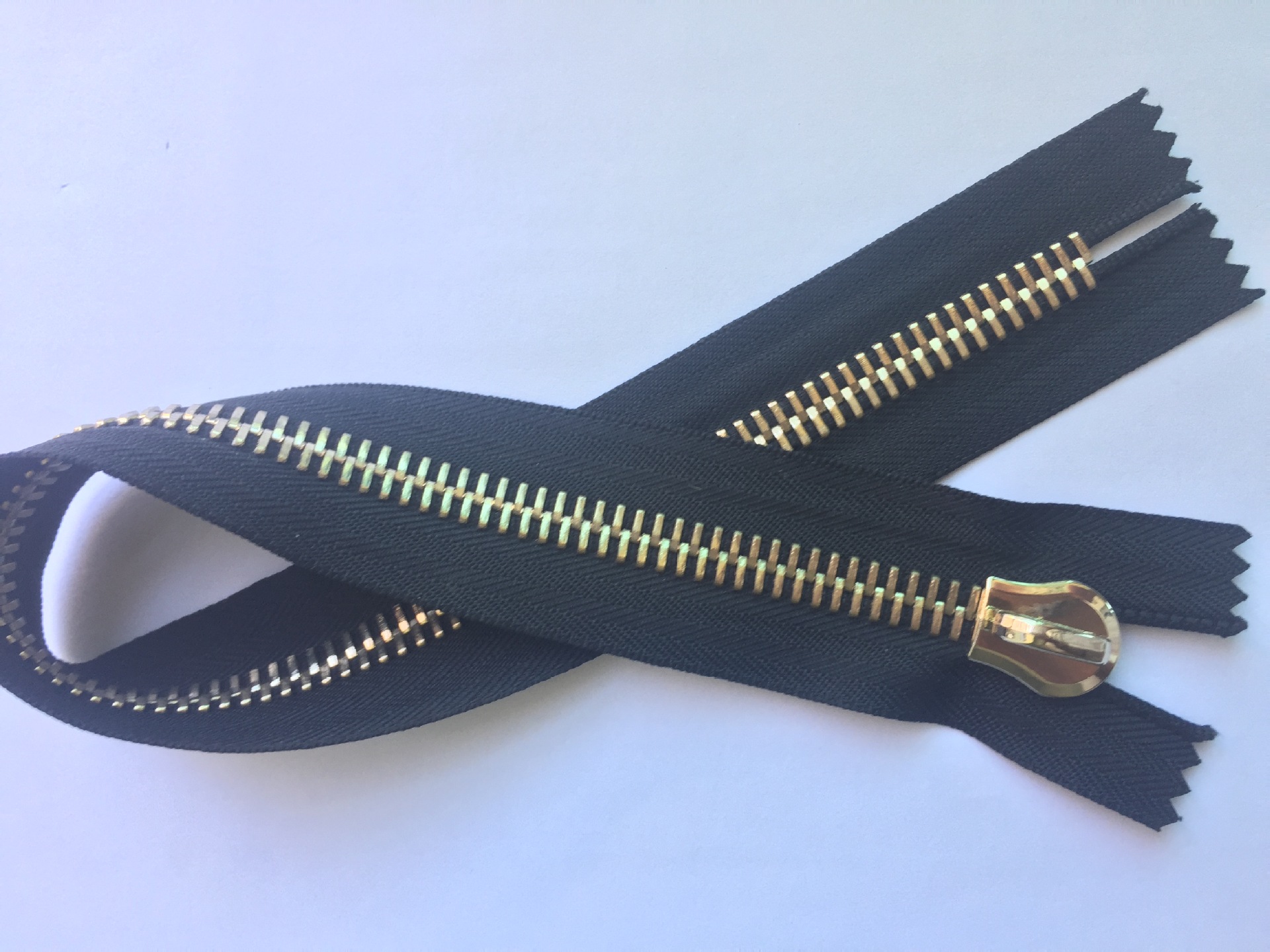 拉链工厂 12号金属拉链 欧款牙瑞士牙 高档手袋皮具鞋链 可定制