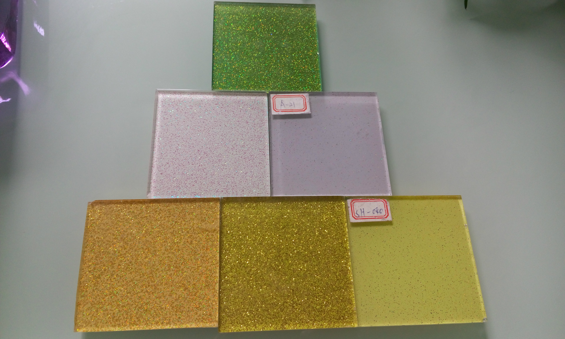 厂家定制聚晶玻璃室内ktv装修彩色聚晶玻璃 焗油聚晶玻璃