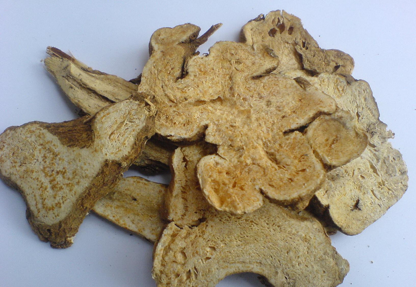 中药材批发 优质烘干无硫白术 美白祛斑 免费打粉满包邮-中国高脚杯