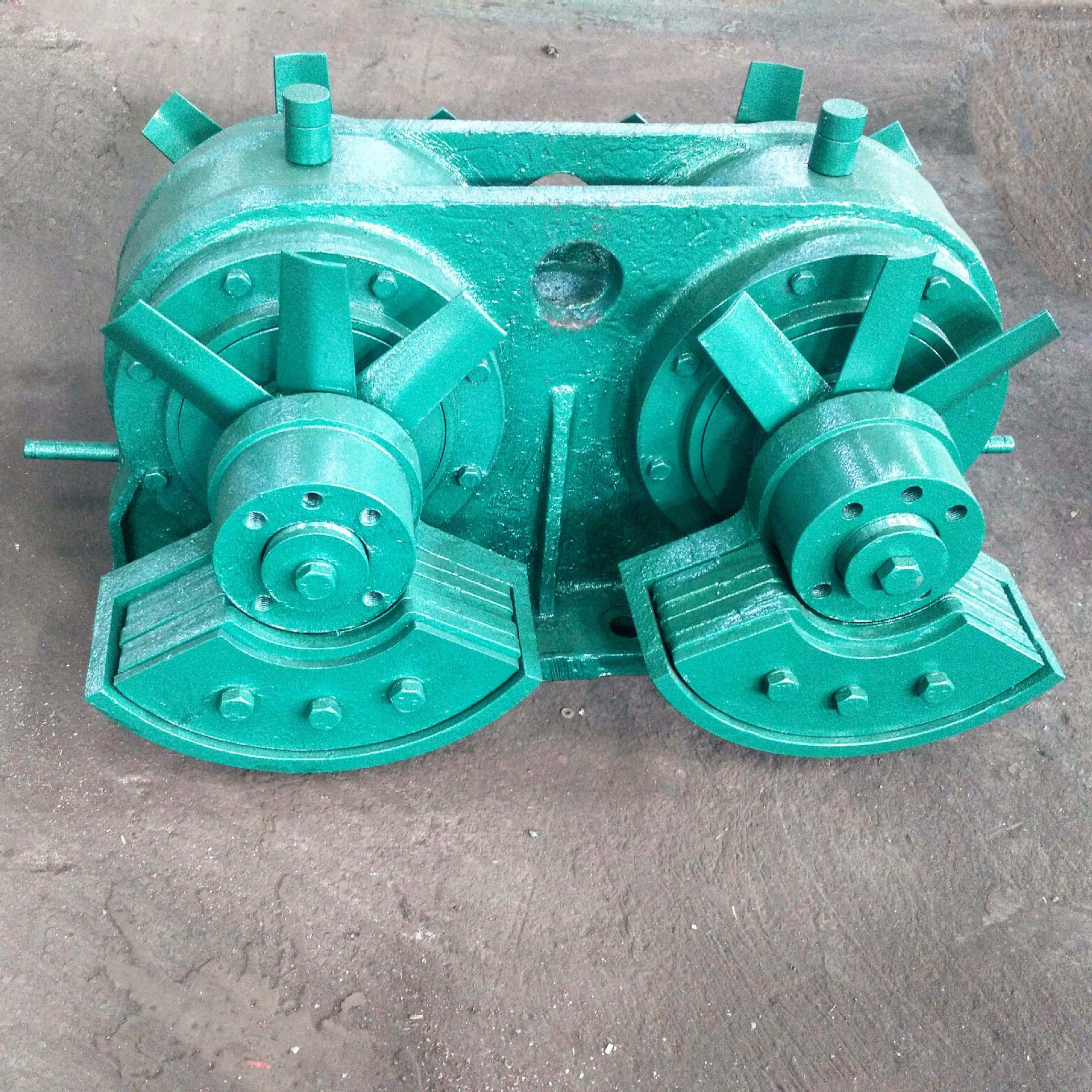 新乡供应wzds32-8激振器 双轴座式激振器 可定制振动筛用激振器