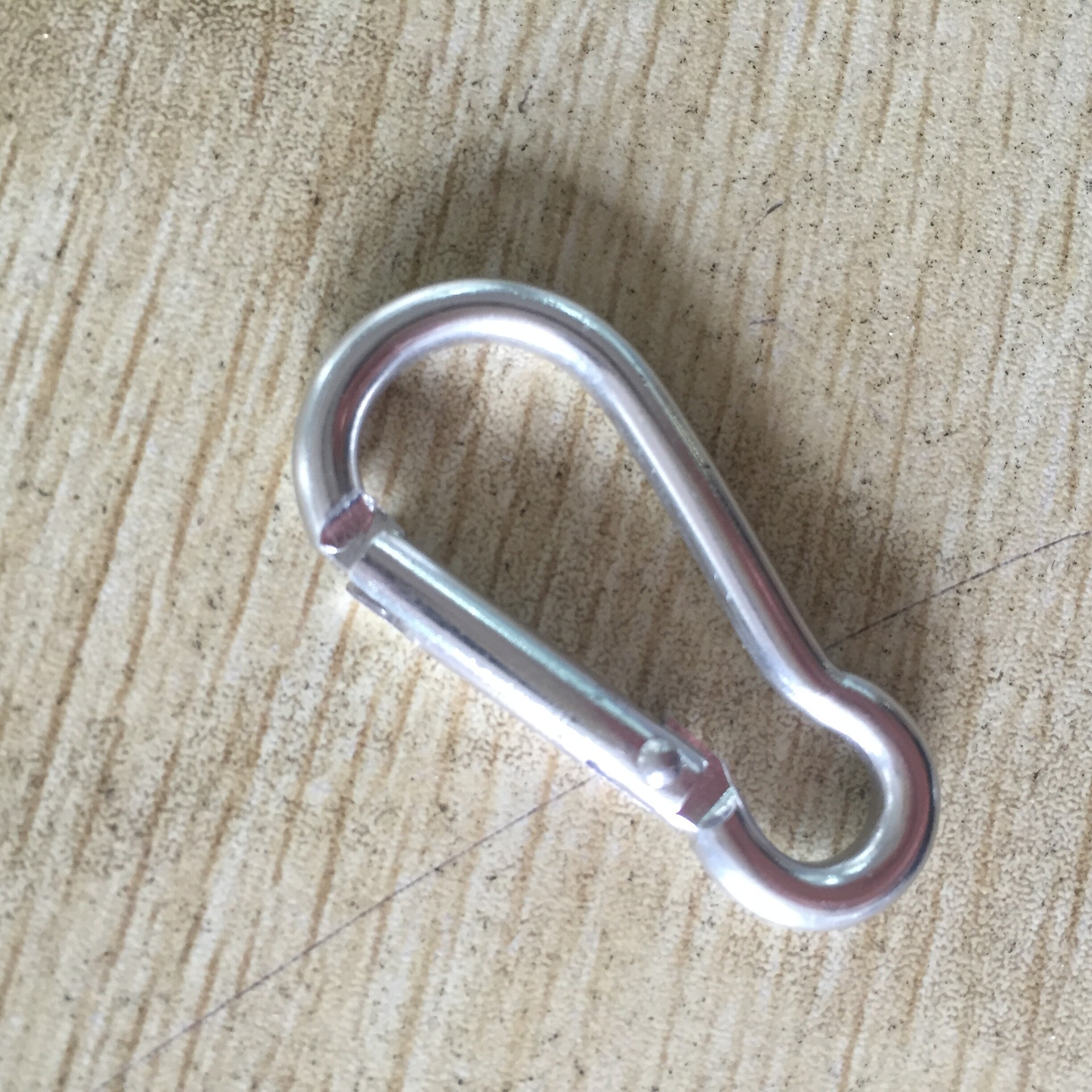 厂家直销各种规格箱包扣登山扣锁扣