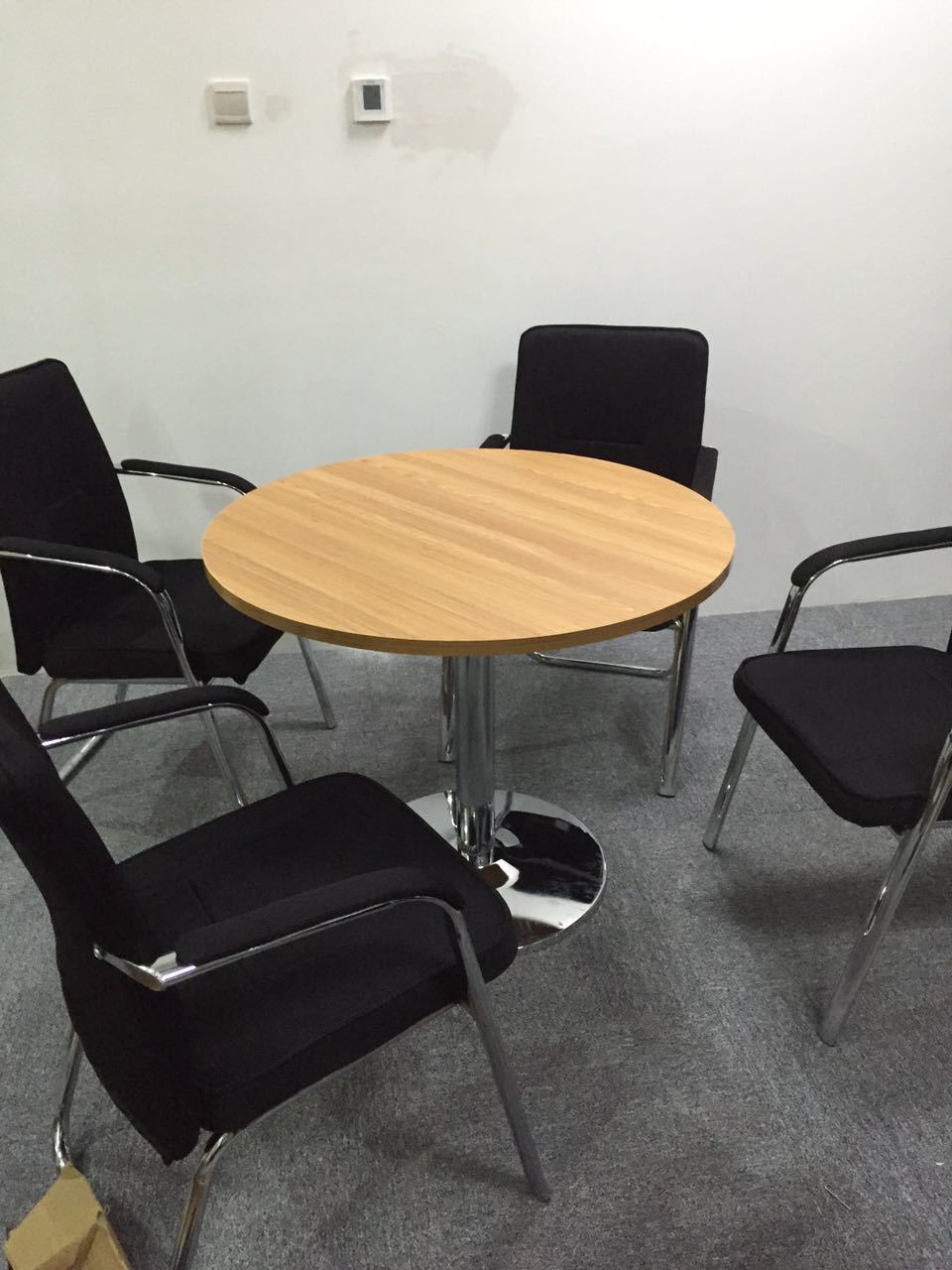 德尚办公家具 圆形洽谈桌 洽谈会议桌 板式洽谈台 板式办公家具