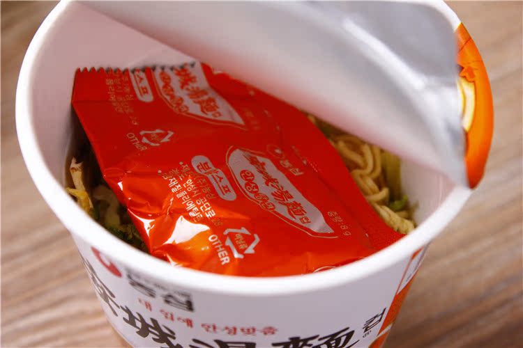 韩国进口零食品批发 农心安城汤面杯面66克/碗方便面