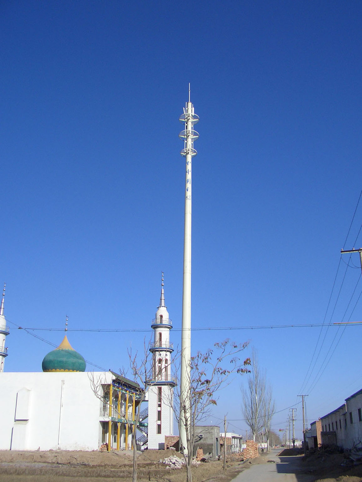 通讯铁塔厂家专业生产各种规格通信塔 四柱通信塔 信号塔 三管塔-阿里