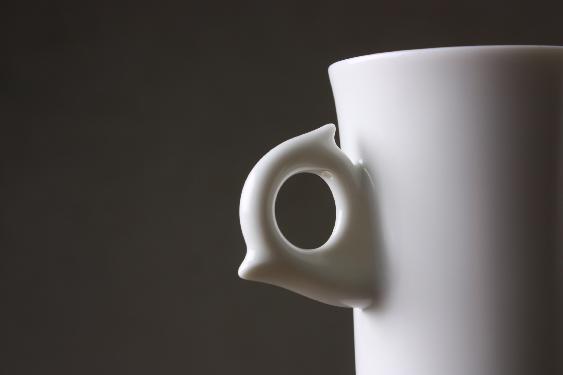 淡泊堂景德镇陶瓷 手绘无光白釉下粉彩手绘荷花把手套杯 礼品杯