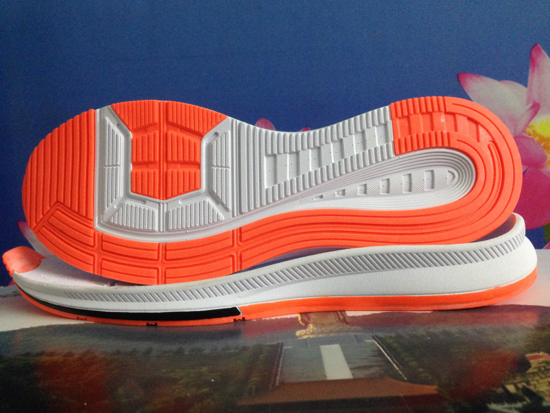 nk新款运动鞋底md tpr休闲跑步鞋底时尚鞋底