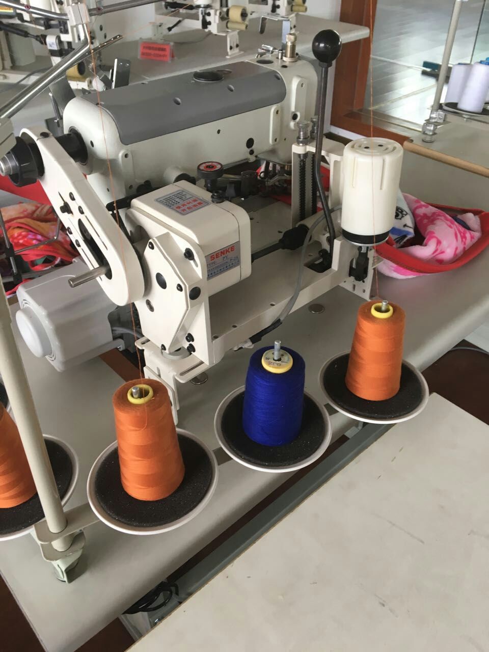 电脑直驱毛毯包边机 飞马款法兰绒法莱绒毛毯包边机