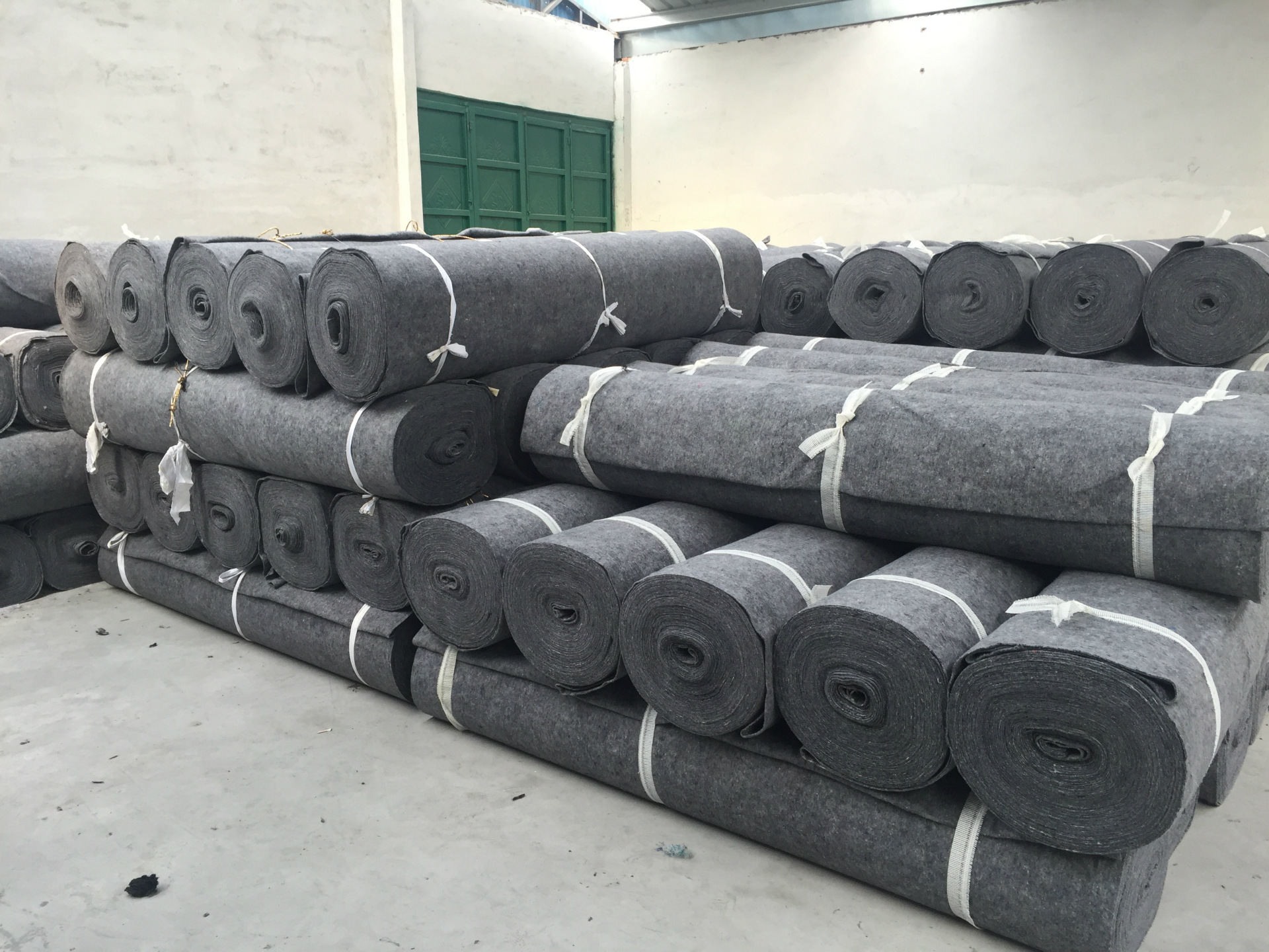 批发蔬菜大棚防寒 毛毡家具包装毛毯 公路养护毯保温被用毛毡