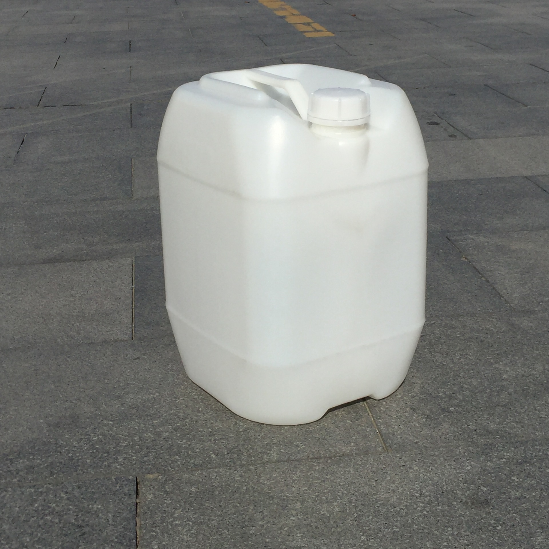 厂方直销25l白色塑料化工 食品 农药桶