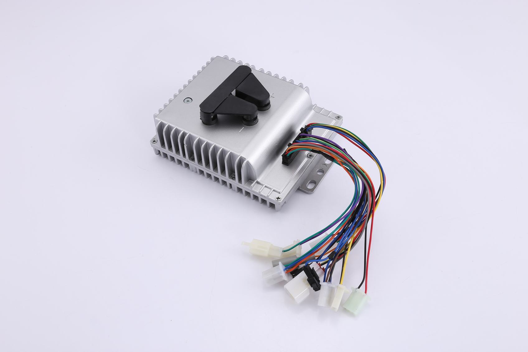 全新款液冷电动车控制器,大家过来看看吧