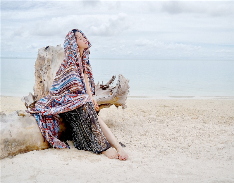 新款波西米亚复古民族风防晒沙滩棉麻几何波纹印花古米古亚围巾