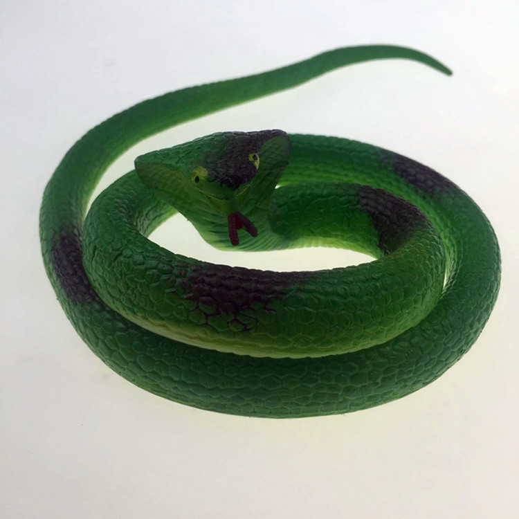 地摊热卖玩具蛇仿真大蛇软胶眼镜蛇整蛊吓人景区热卖圆头蛇75cm
