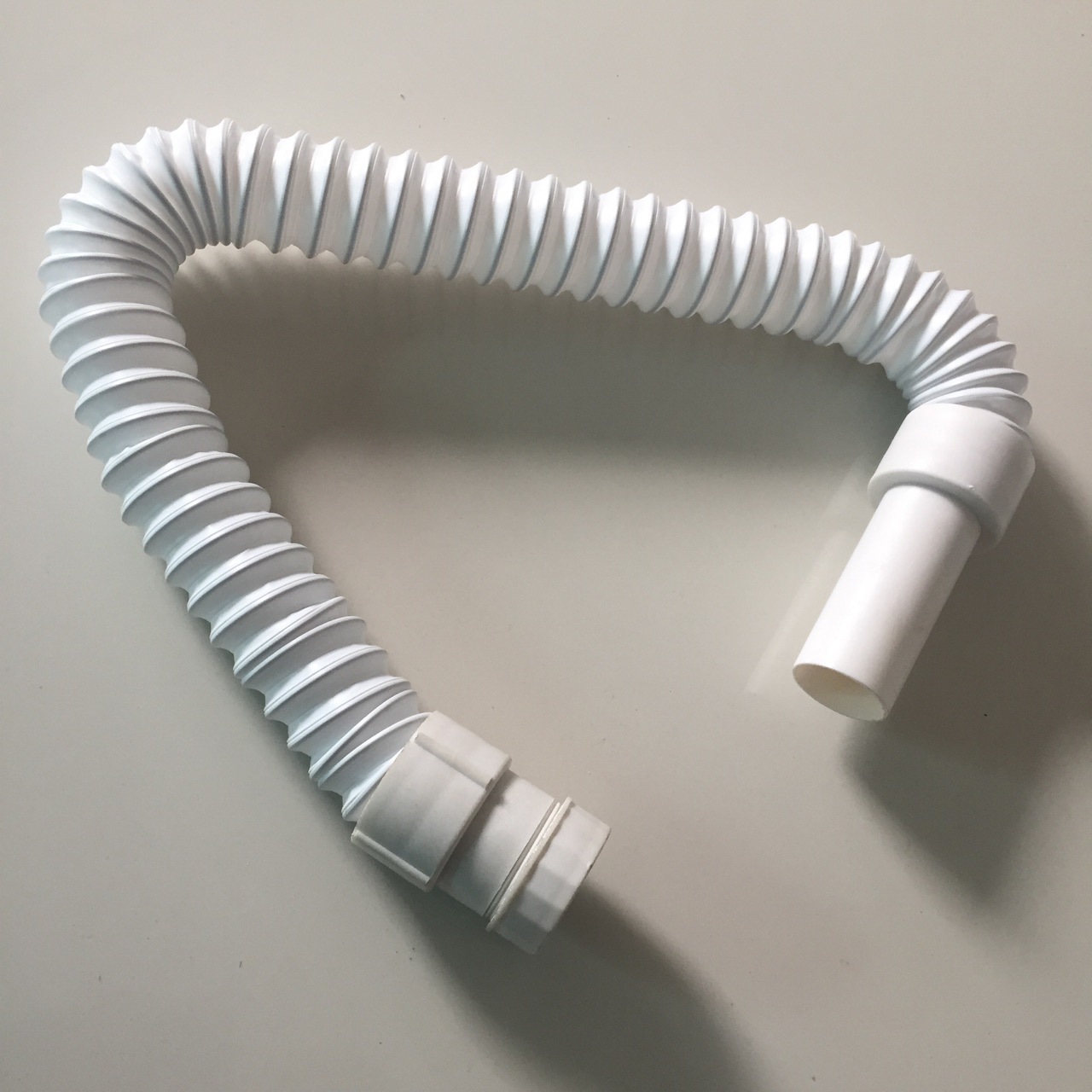 厂家批发 优质白色塑料防臭万向伸缩下水管 钢丝面盆波纹排水管