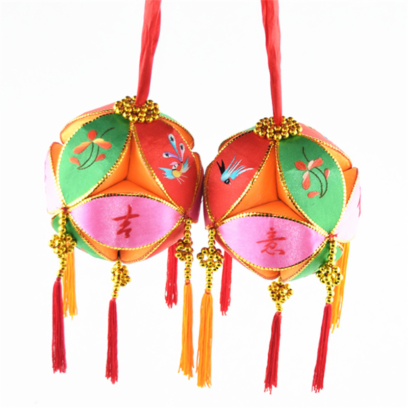 广西壮族绣球 刺绣15公分绣球 桂林刘三姐绣球