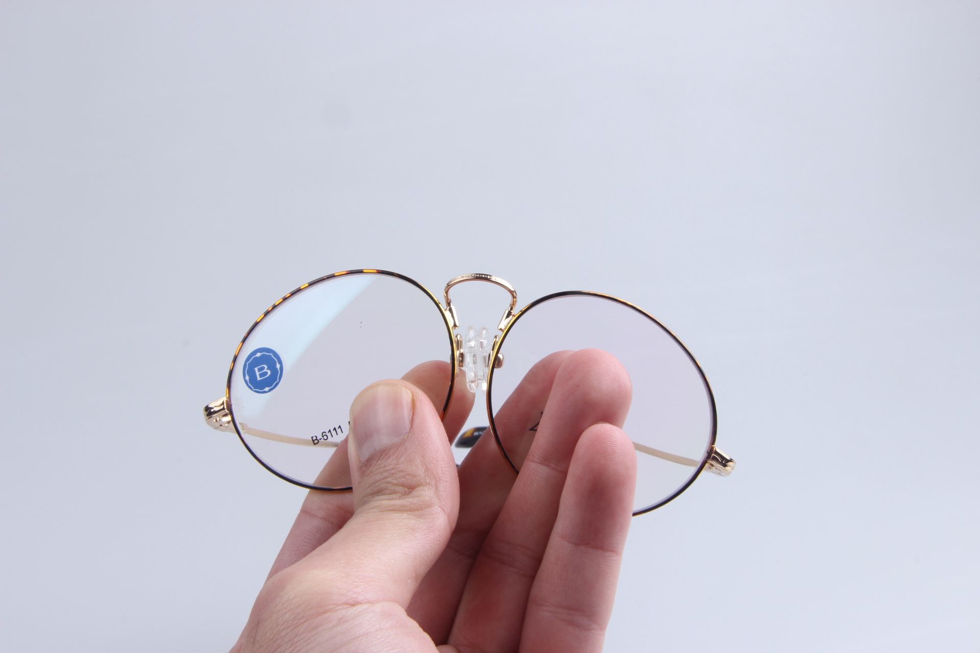 保格丽金属记忆眼镜框 合金眼镜架 弹性弯曲