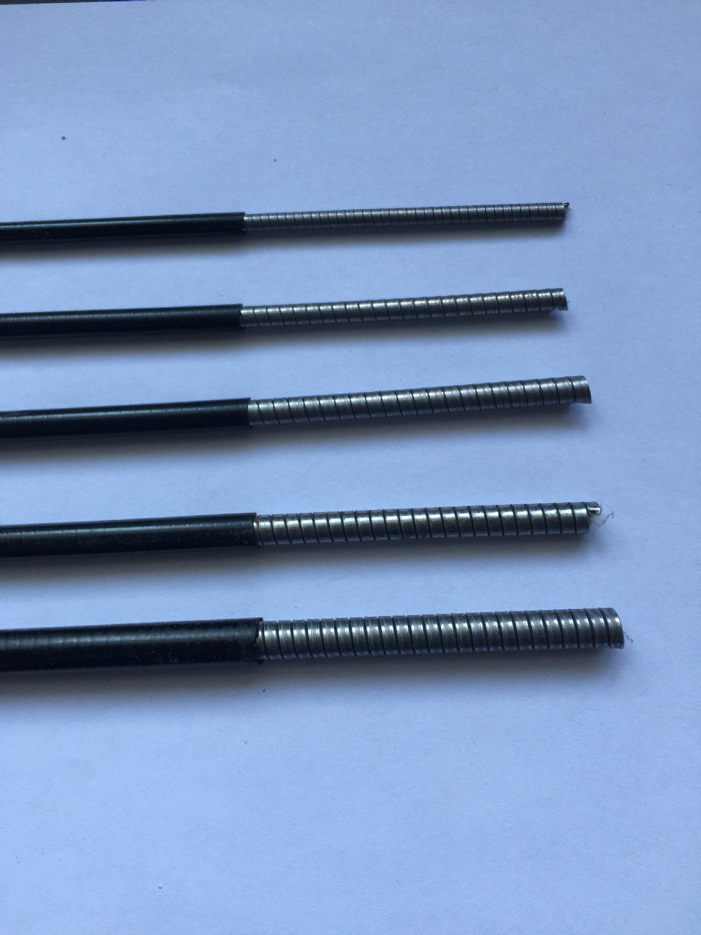 我厂主营产品汽摩拉索,软轴软管,双丝管,直丝管,钢丝绳,橡胶制品等