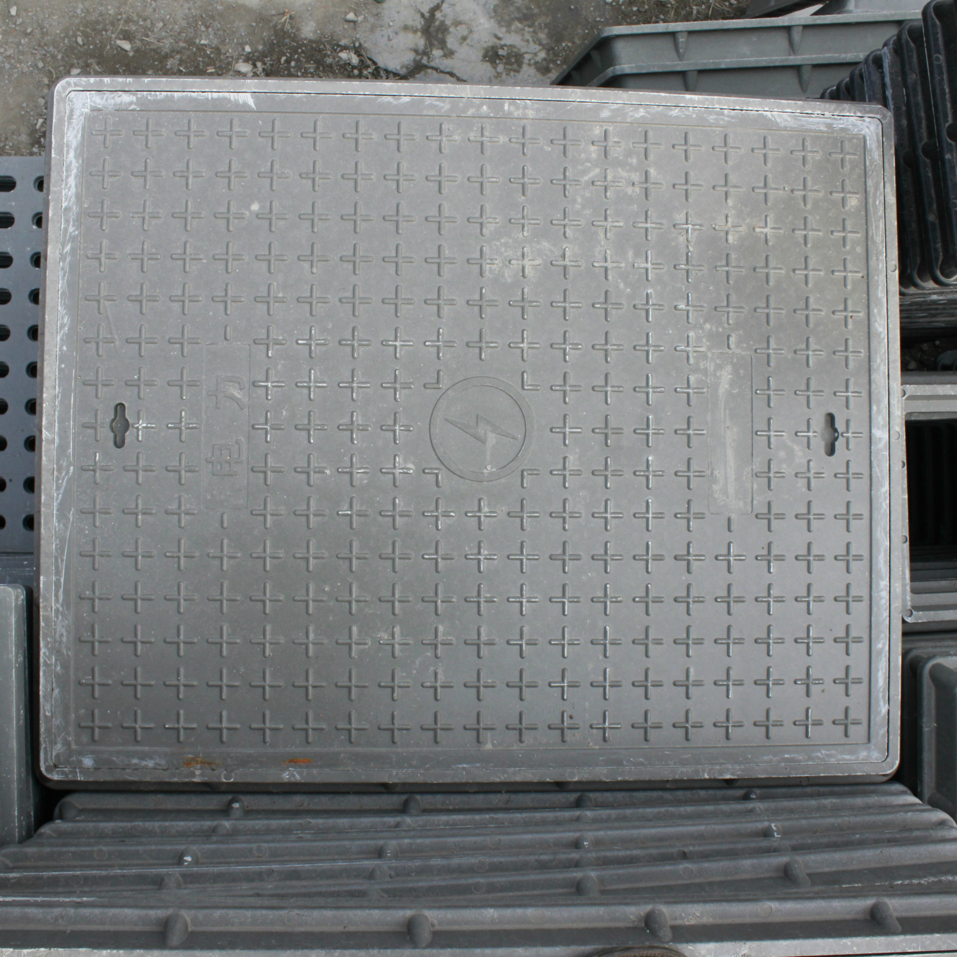 厂家直销树脂材料方形污雨水井盖子电力电缆通讯井盖规格齐全