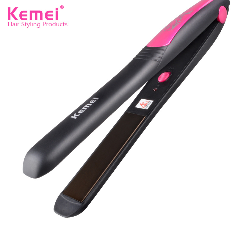 Cross-Border Kemei Hair Salon Household Hair Straightener Quick-Heating Safe Clip Hair Curler Hair Straightener Shape for Women Only Plywood