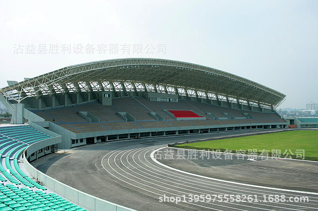 供应钢结构网架球形网架结构操场螺栓球网架加油站网架杆件螺栓