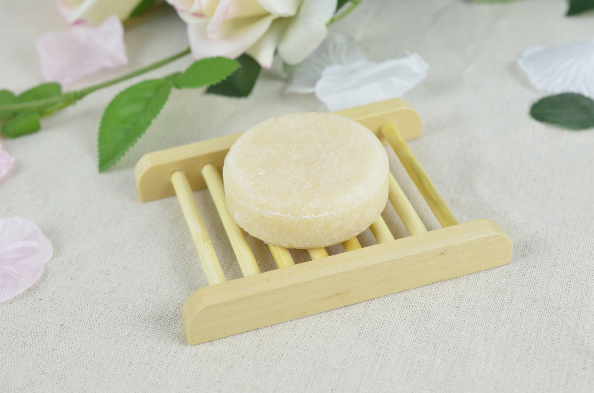 厂家直销 天然无患子精油洗发皂 去屑养发洗头皂 oem生产订做