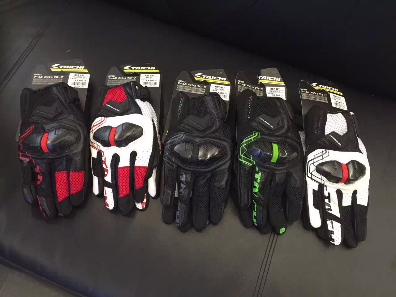 新款rs-taichi rst427夏季网布透气碳纤摩托车手套 赛车手套