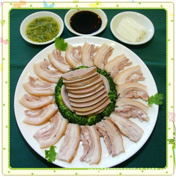 从江香猪育种场生态香猪,本公司培育纯种从江香猪种苗,黑香猪