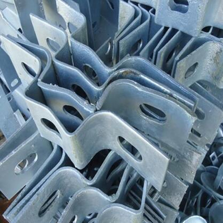 护栏板配件托架 厂家直供 护栏板托架喷塑托架