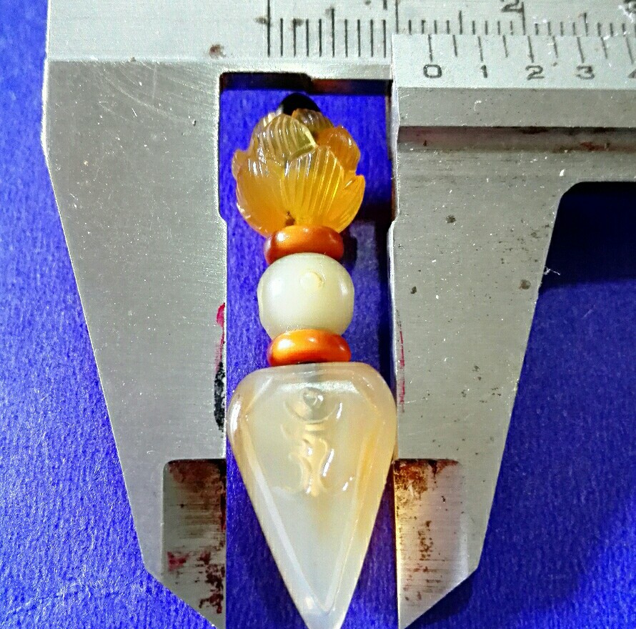 羚羊角手工雕刻法器 饰品 吊坠