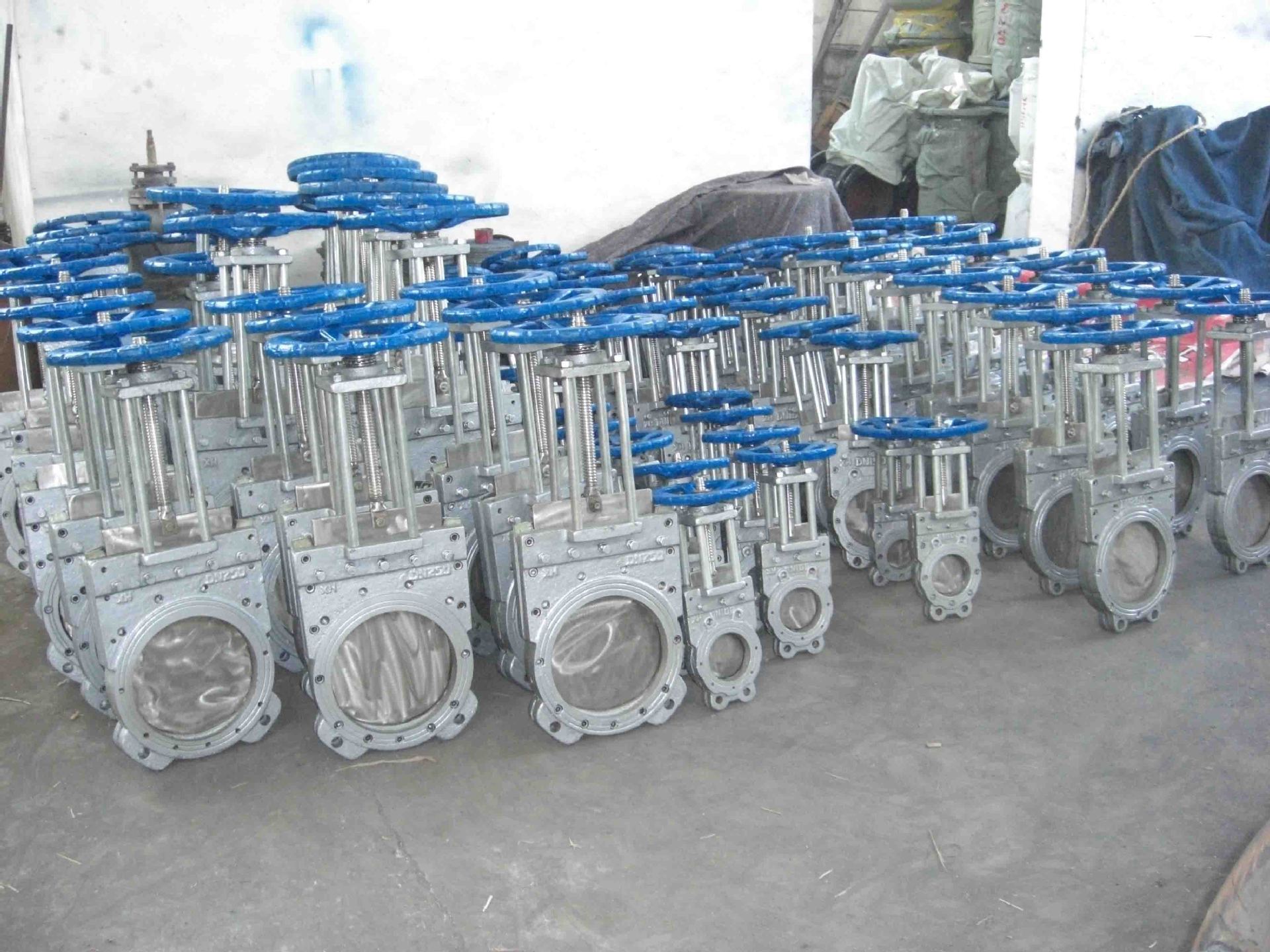 厂家专业生产 薄型浆料闸阀zt9928 造纸厂专用手动方形浆料阀