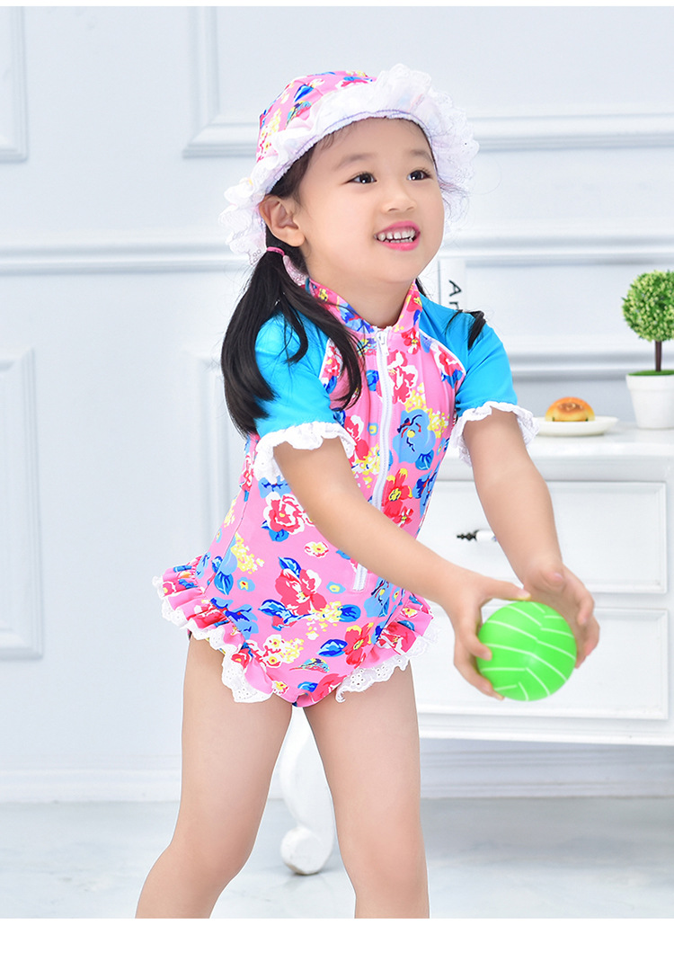 2017年新款儿童游泳衣 女童连体三角拉